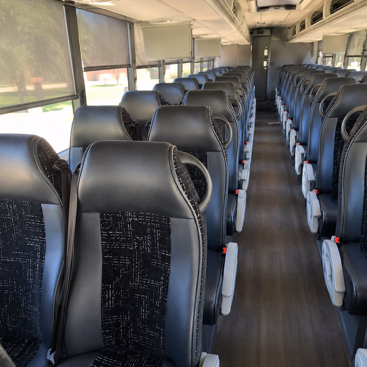 charter buses for north shore bachelorette day trips
