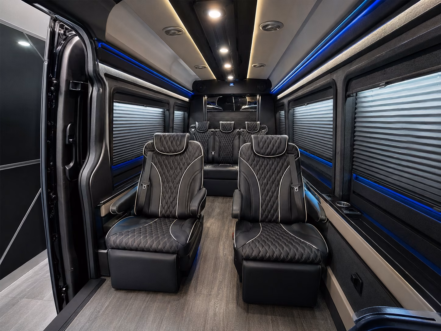 festival and concert buses for honolulu events