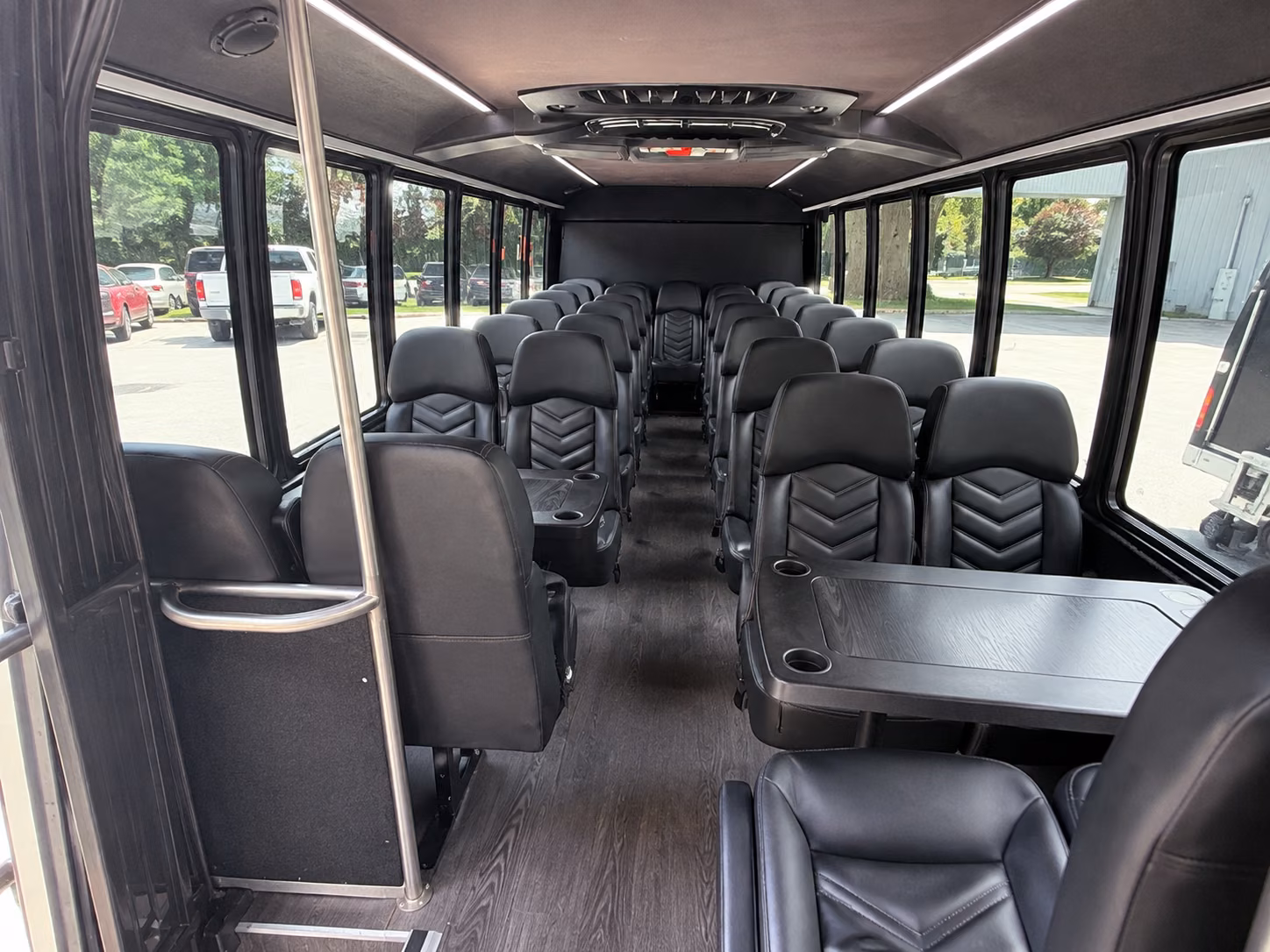 honolulu 18 passenger minibus interior