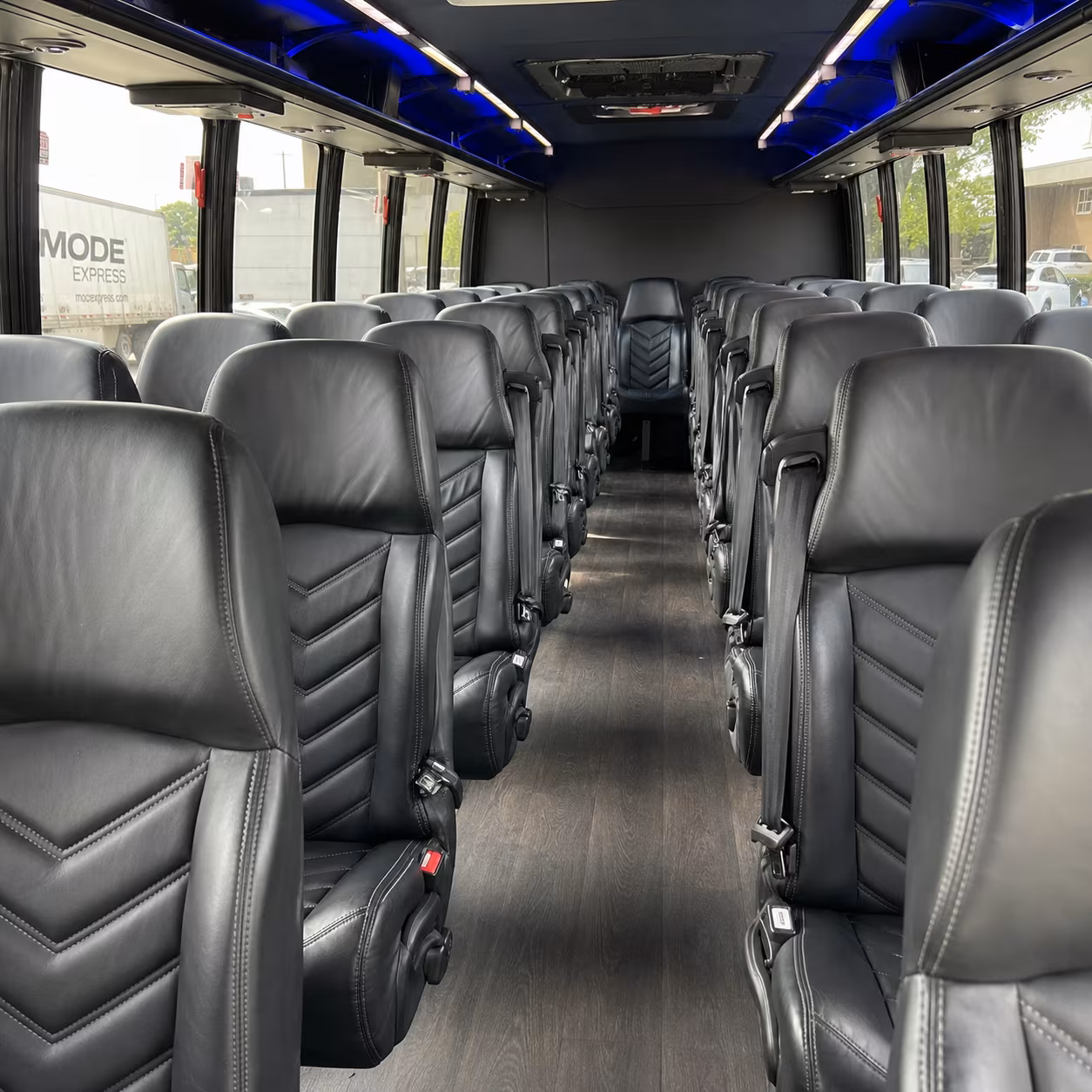 honolulu 28 passenger minibus interior